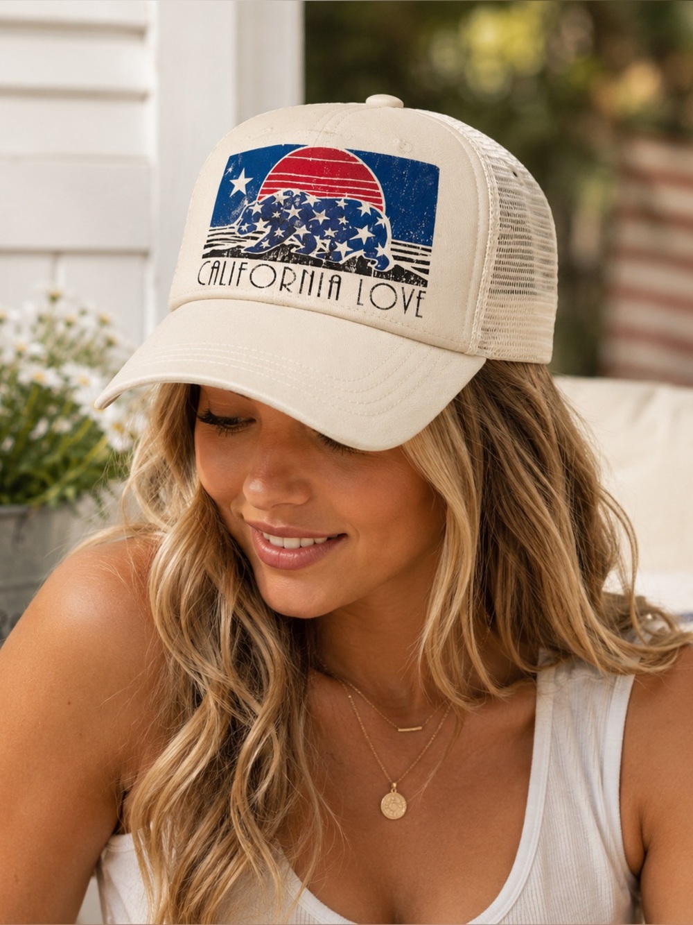 ⭐️Billabong California Love Trucker Hat Snap Back Mesh Back Foam Stars White